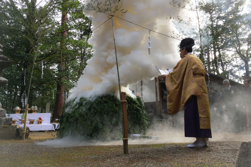 坂本神社愛宕火祭り